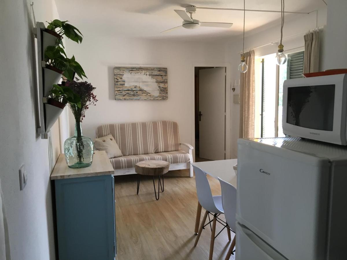 Apartamentos Surest 칼라엔블레인즈 외부 사진